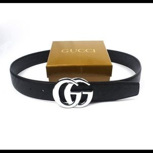 Black and silver Gucci belt