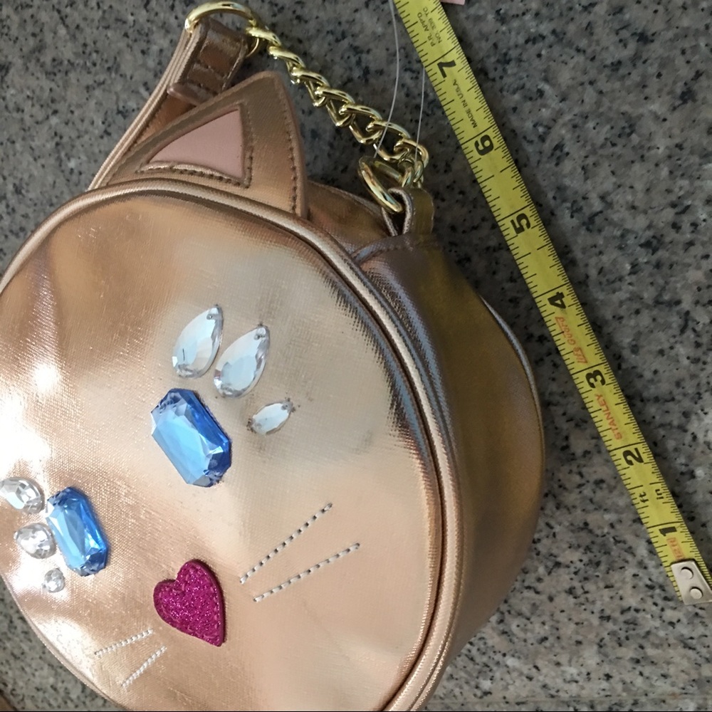 ❤️SOLD❤️Gold cat 🐱crossbody w/ gems 💎 - Picture 7 of 8