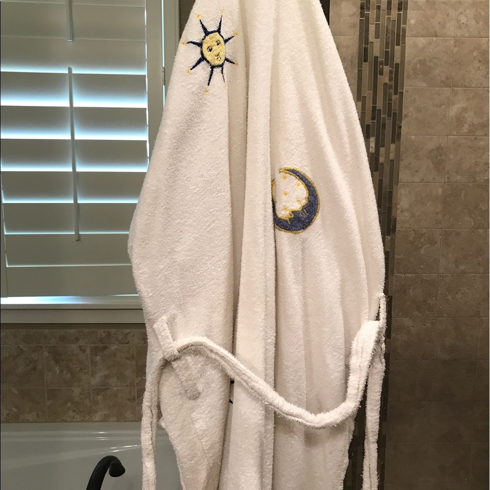 Woman's robe
