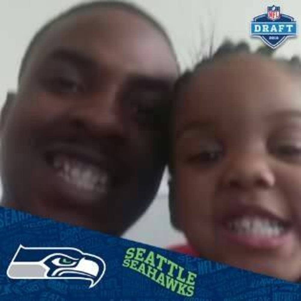 Meet your Posher, Zay