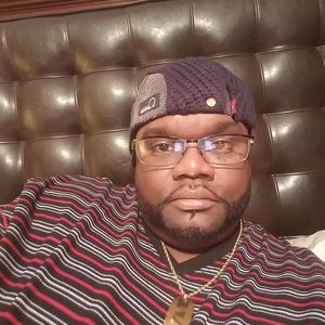 Meet your Posher, Warren