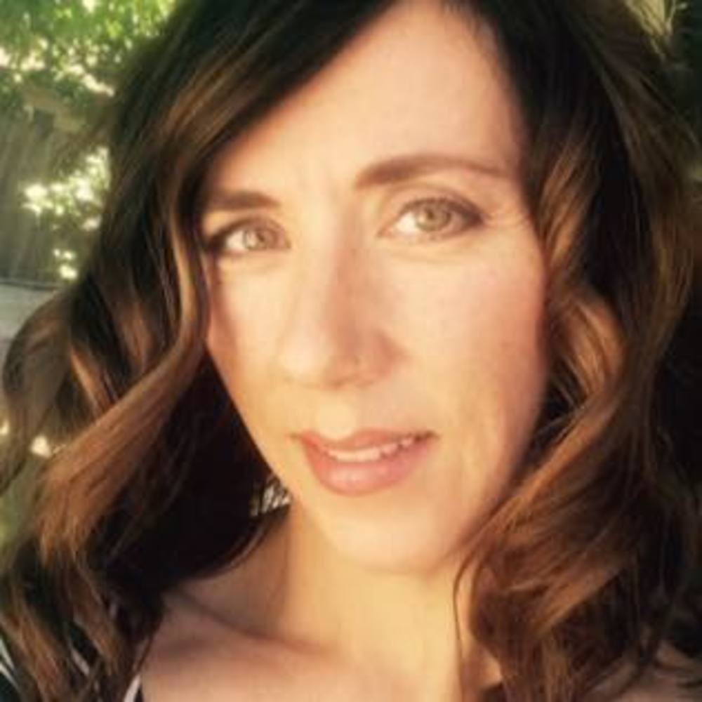 Meet your Posher, Joelle