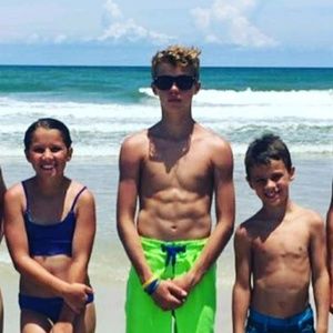 Meet your Posher, Logan