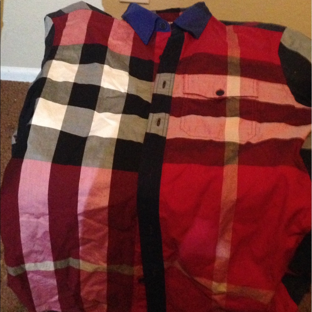 Button down Burberry flannel shirt