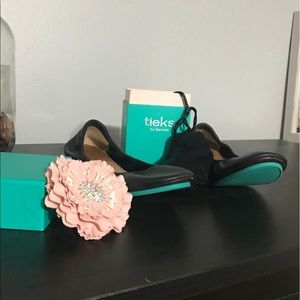 Matte Black Tieks