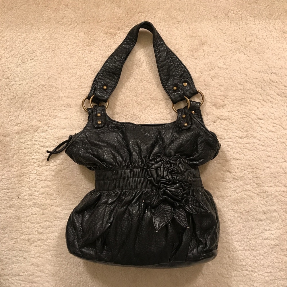 Black leather shoulder bag 🌟👛