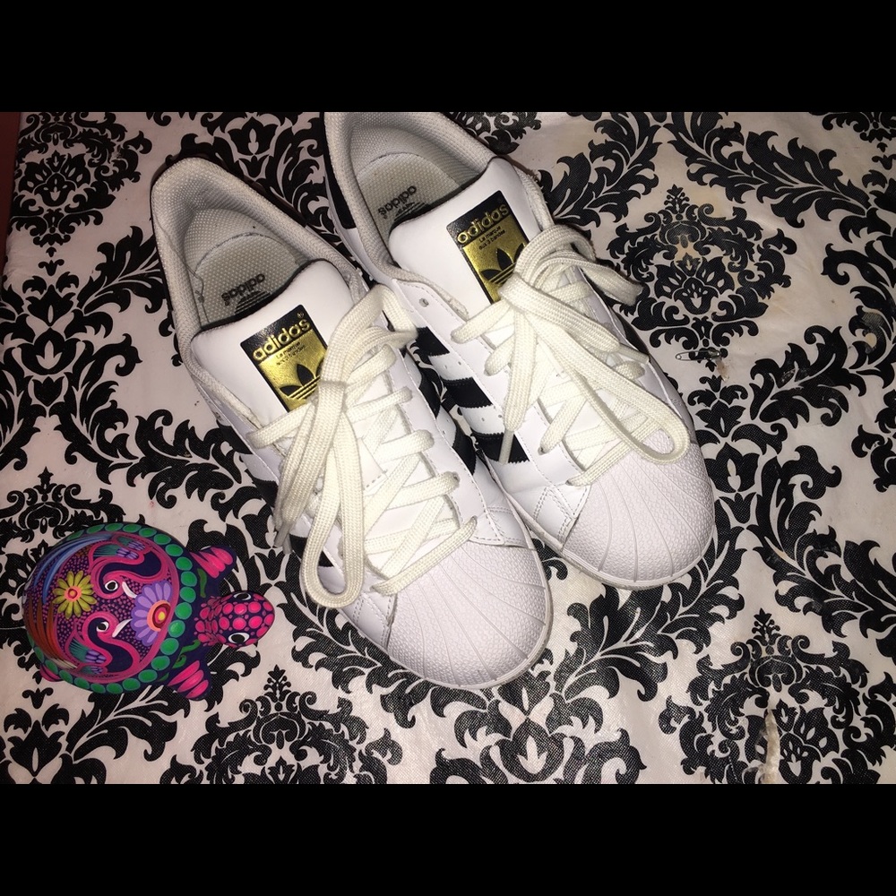 Super starts adidas