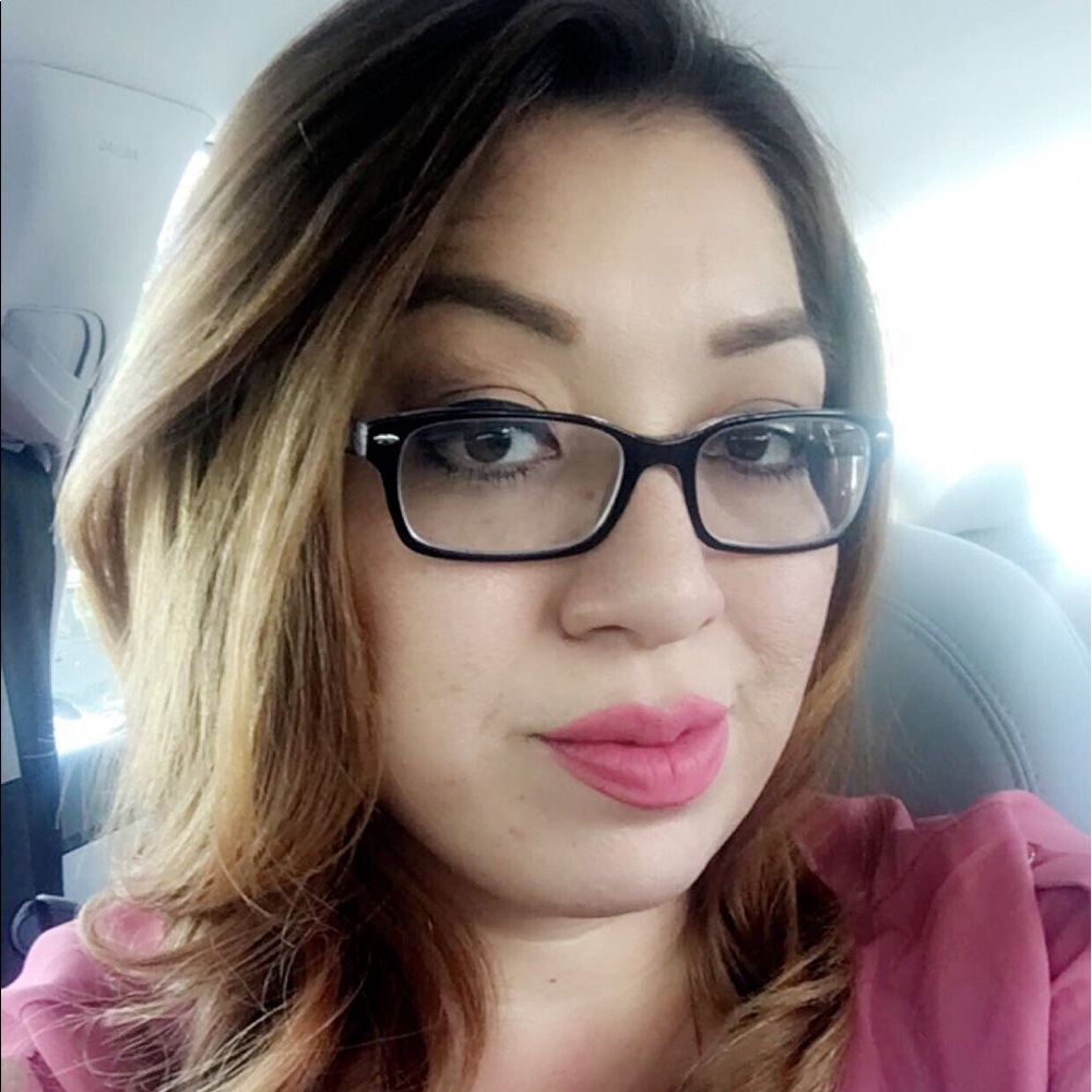 Meet your Posher, Joanna