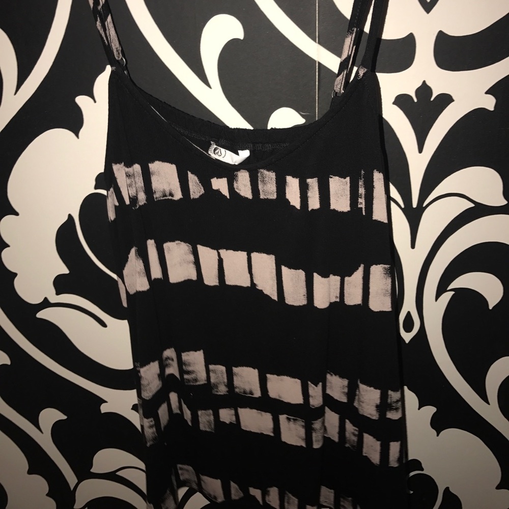 Volcom tank top