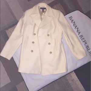 WINTER IS COMING! Banana Republic Peacoat Size S