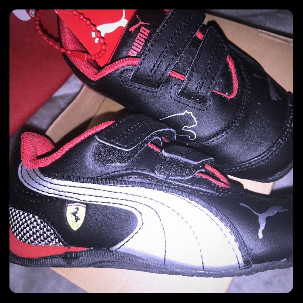Black Puma Kids Drift Carry with Porsche logo