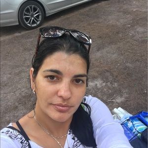 Meet your Posher, Anais