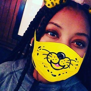 Meet your Posher, Vanessa