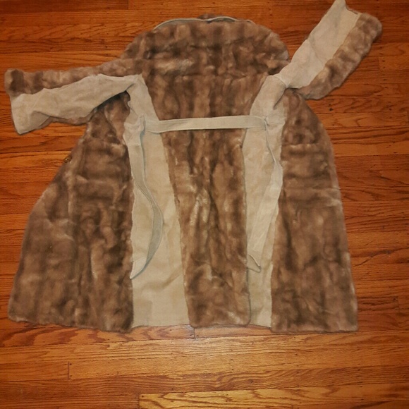 Lykafur coat - Picture 2 of 7