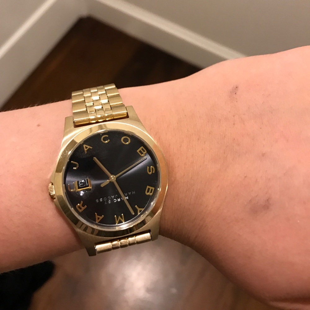 Marc Jacobs yellow gold watch