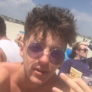 Meet your Posher, Ryan