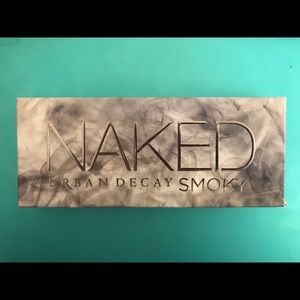 Urban Decay Smoky palette