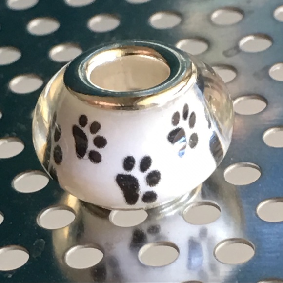 2- Paw print beads - Picture 2 of 4