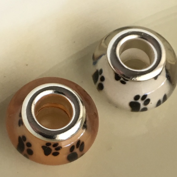2- Paw print beads - Picture 4 of 4