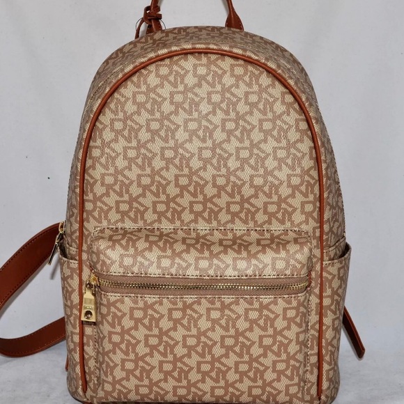 NWT Women\'s  DKNY Purse Backpack - FREE SHIPPING! main image 5