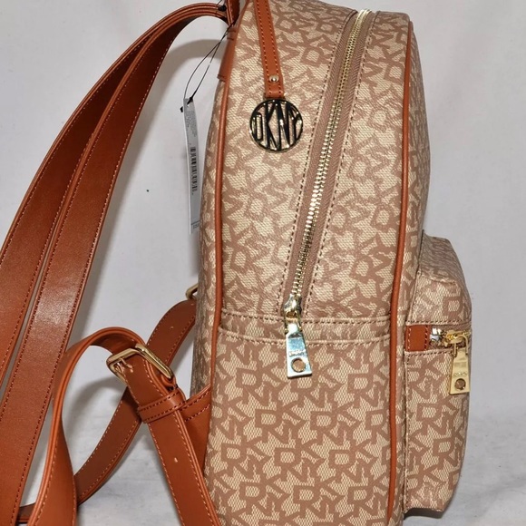 NWT Women\'s  DKNY Purse Backpack - FREE SHIPPING! main image 4