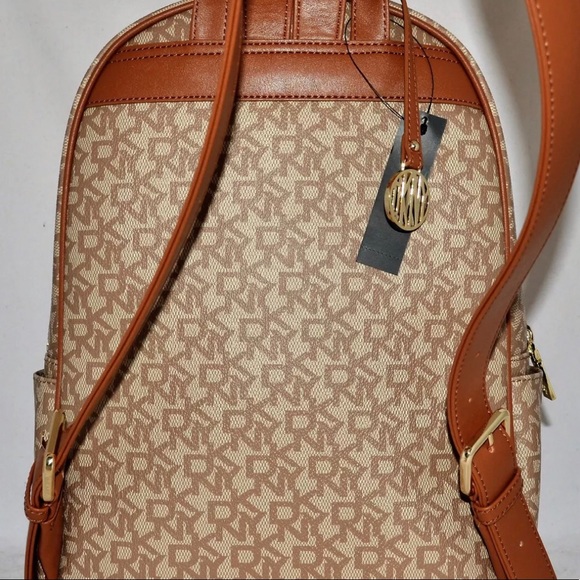 NWT Women\'s  DKNY Purse Backpack - FREE SHIPPING!