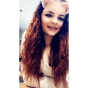 Meet your Posher, Faith