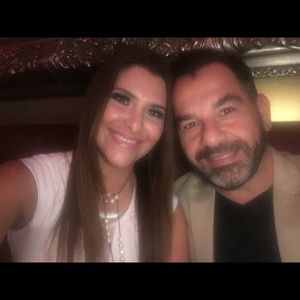 Meet your Posher, Edith