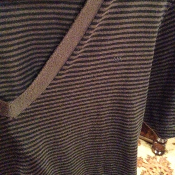 RVCA Cotton V neck - Picture 4 of 4