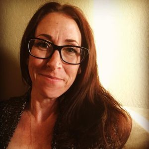 Meet your Posher, Eme