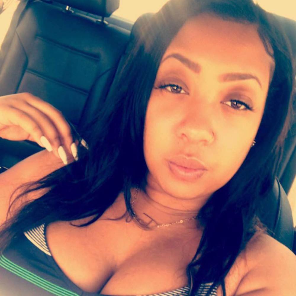 Meet your Posher, Ivory