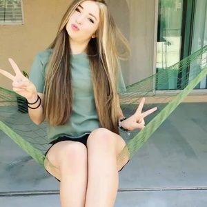 Meet your Posher, Michaela