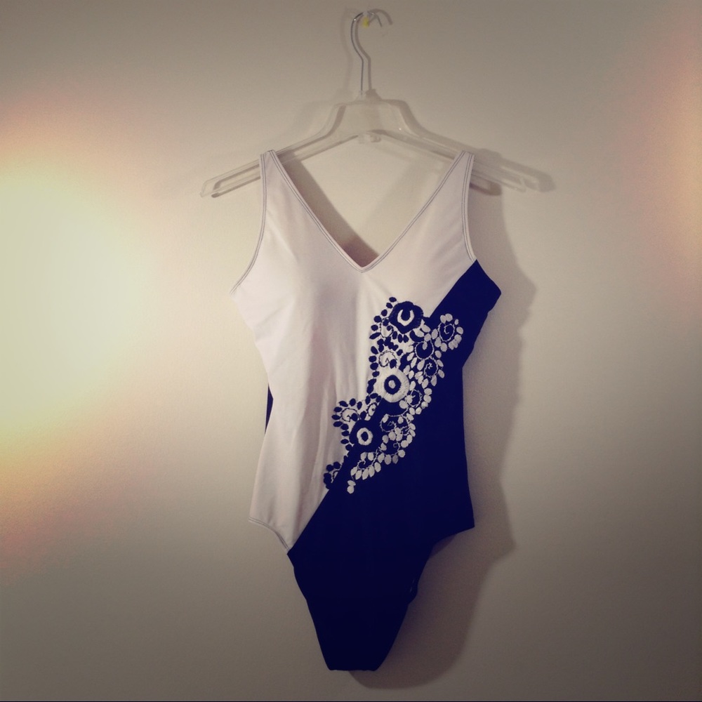 Shape fx women's one piece summer swim suit