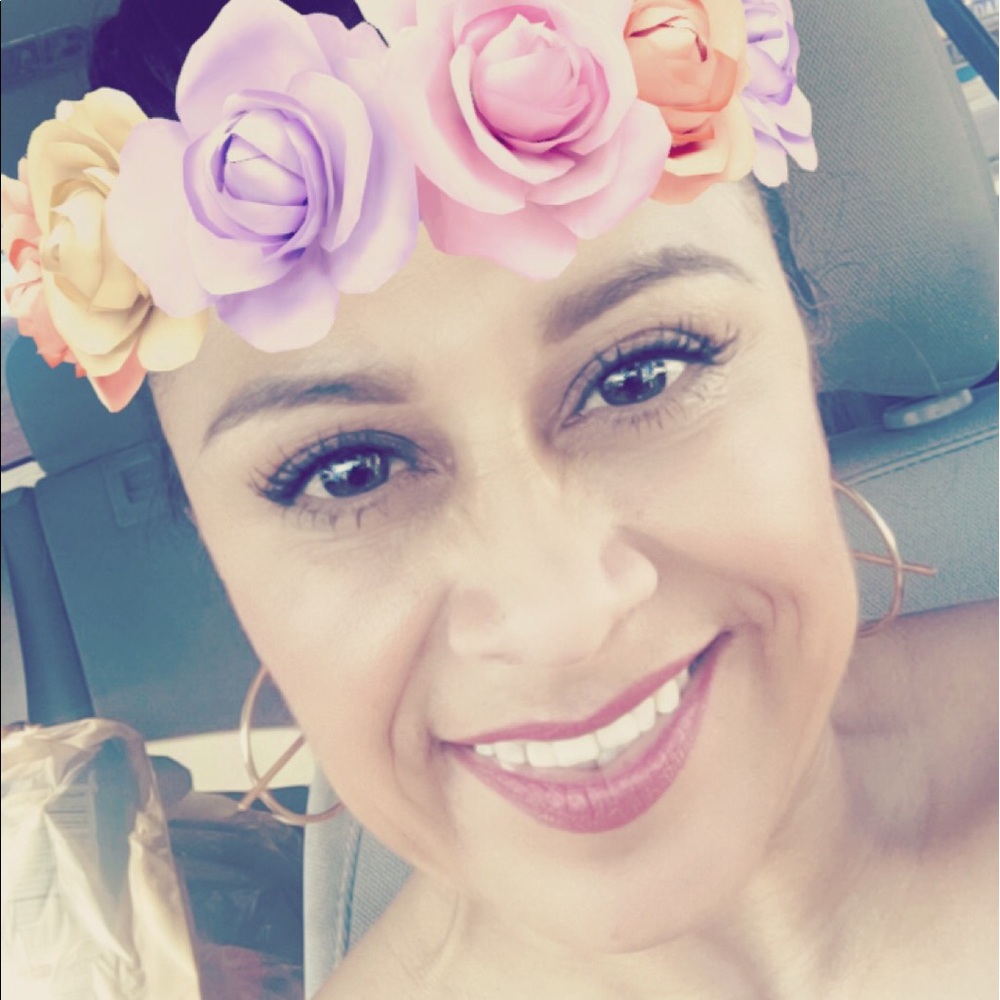 Meet your Posher, Christine