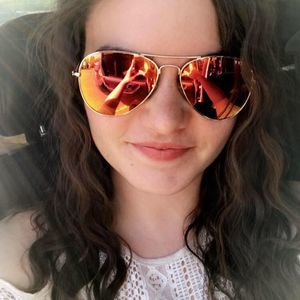 Meet your Posher, Aimee