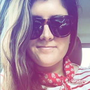 Meet your Posher, Sarah