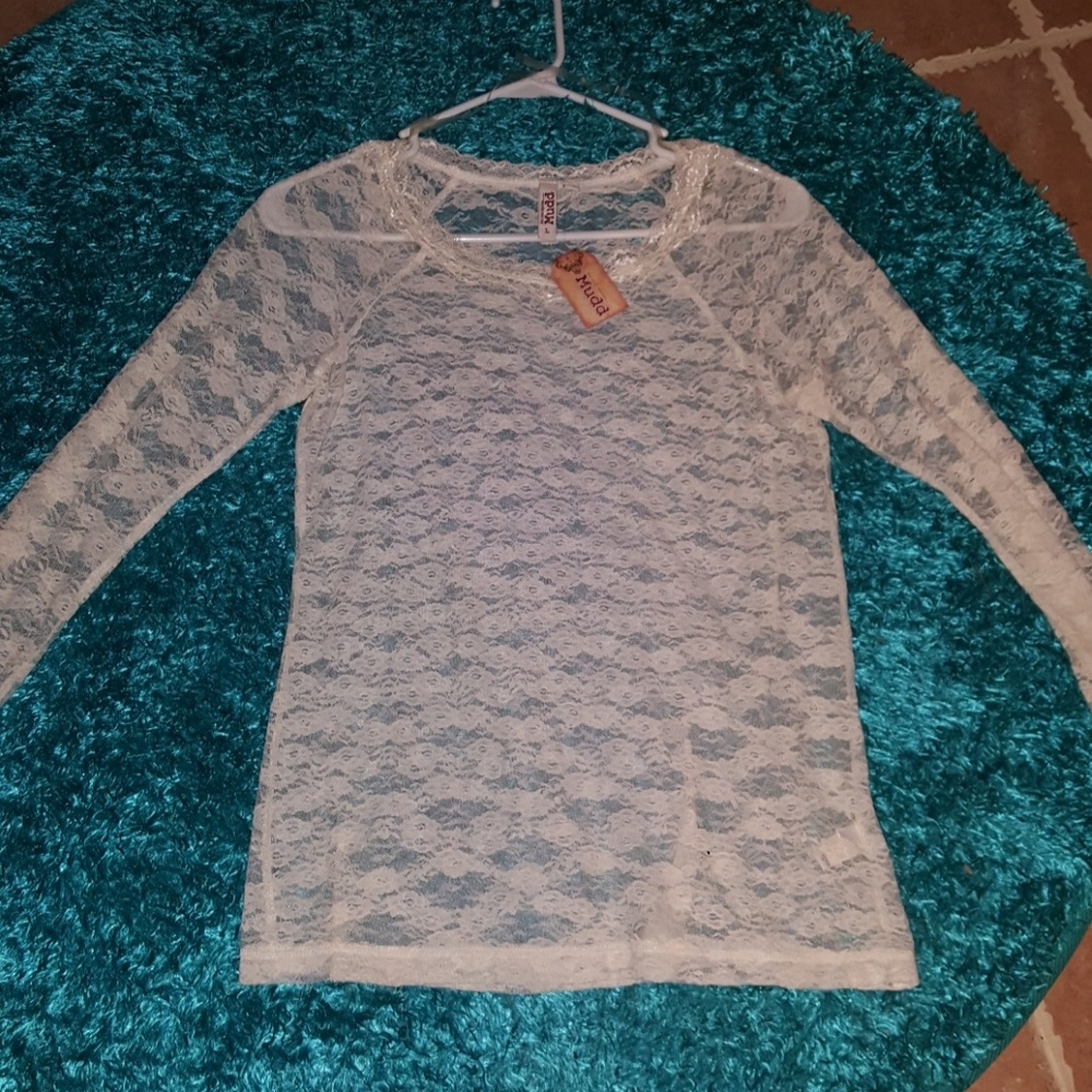 MUDD LACE TOP