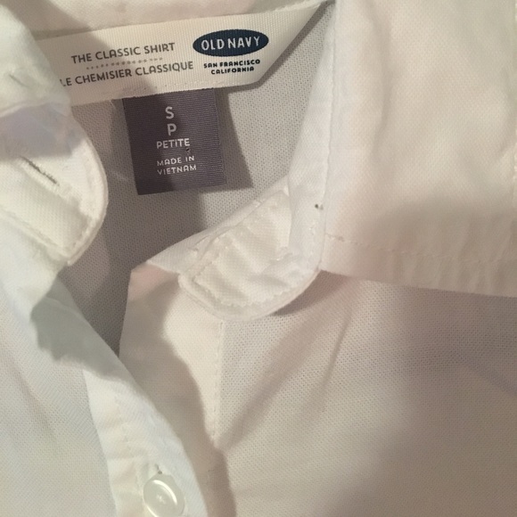White Old Navy button up. Petite - Picture 2 of 3