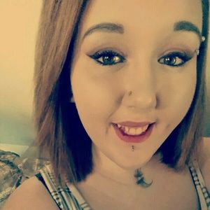 Meet your Posher, Kaitlyn