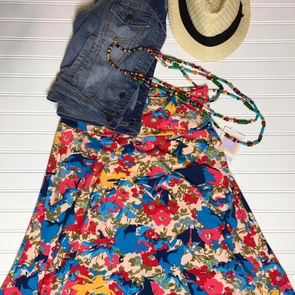 SOLD-Azure skirt