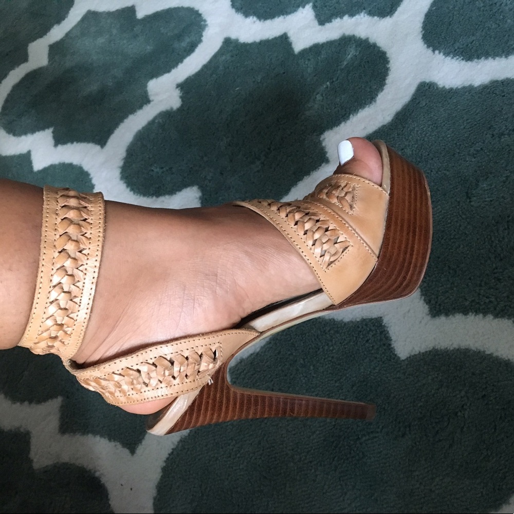 Sexy tan platform sandals