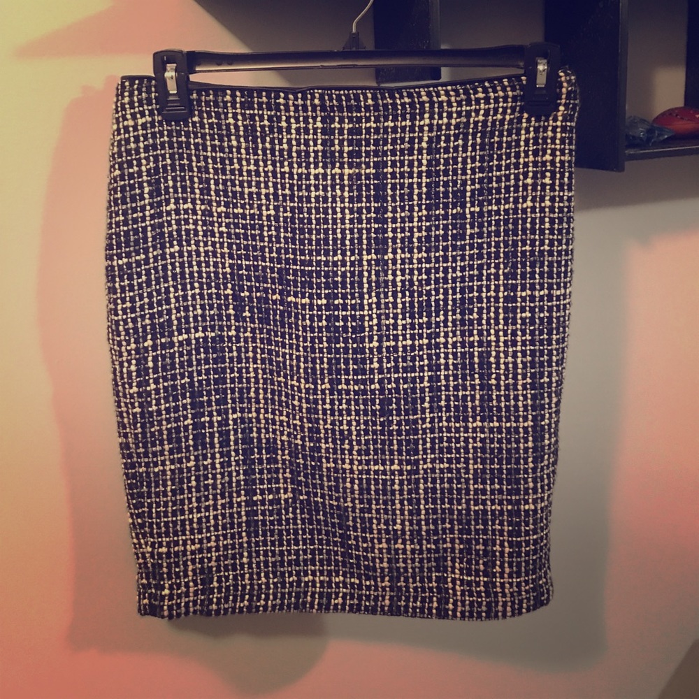 Willi Smith tweed skirt. Size 4.
