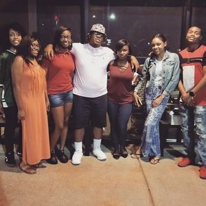 Meet your Posher, Kenneth