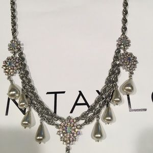 Beautiful statement necklace