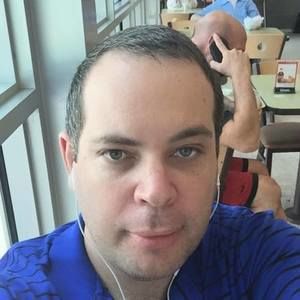 Meet your Posher, Lucky