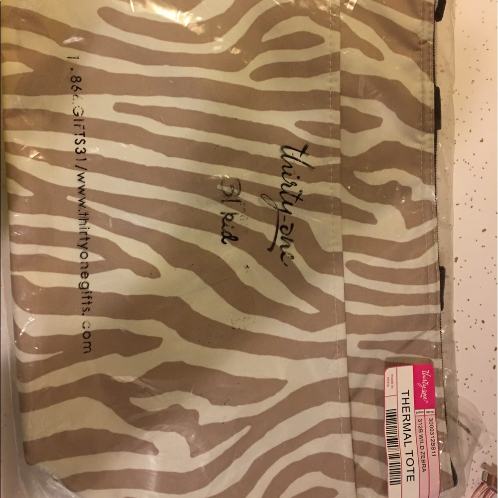 Thirty one thermal tote zebra