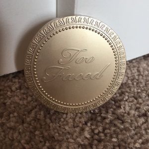 Too Faced Pink Leopard Blushing Bronzer