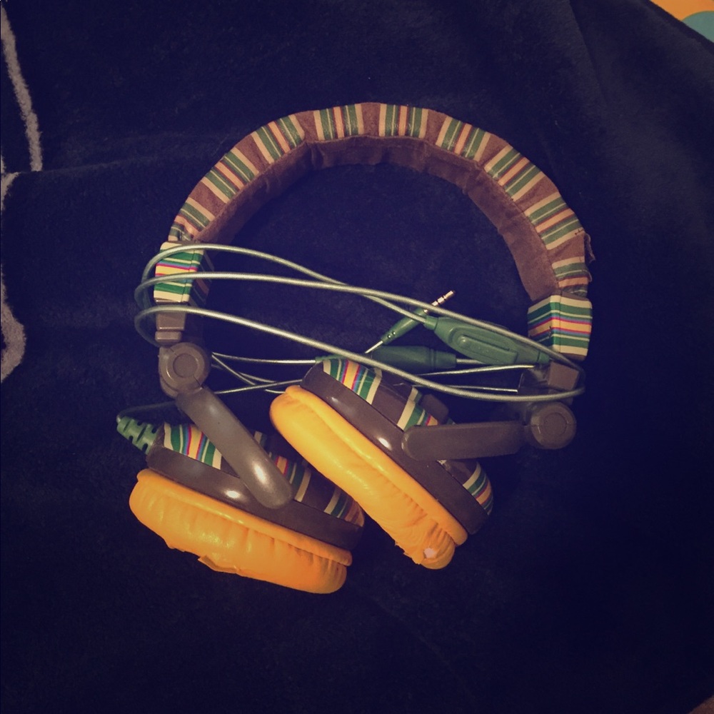 Skull Candy Striped Headphones