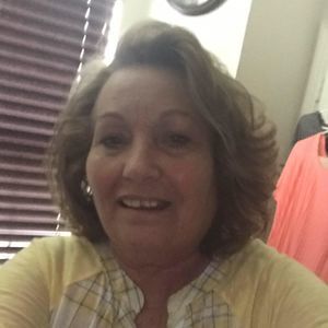 Meet your Posher, Debra