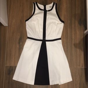 Fit & Flare BB Dakota dress